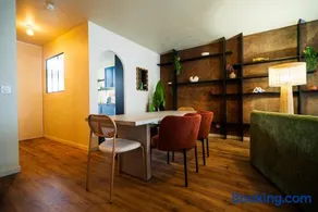 Triplex Design avec Rooftop et Salle Cinéma - Image 3