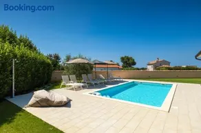 Villa Magica - Image 1