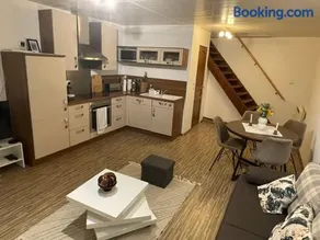 Comfortable Apartment - Image 1