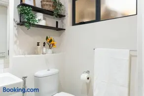 Prime location Ritzy Umhlanga Bachelor - Image 2