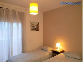 Apartamento con Terraza a 5 min playa - Image 4