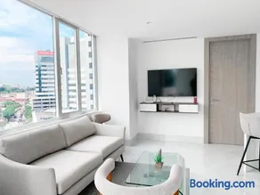Suites de lujo cerca del WORLD TRADE CENTER, Parking Gratis, GYM, PISCINA - Image 3