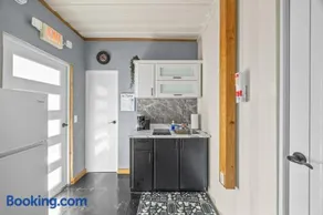 Cozy 1BR Beachside Apartment Entre Olas - Image 3