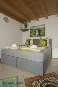 feworld living - near Salzburg city - Image 3