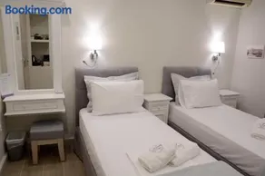 LEVANTA HOTEL SPETSES - Image 1