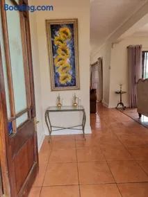 11-on-RobRoy calming space with 3 bedrooms&pool - Image 1