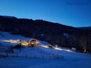 Country Life Chalet - Image 2