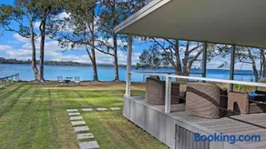Billyz Basin by Experience Jervis Bay - Image 1