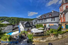 Springiersbacher Hof - Image 1