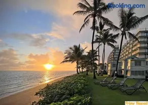 Beautiful Beachfront Condo - Image 3