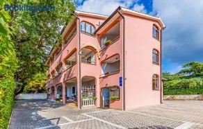House Mocibob - Image 1