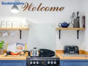 2 Bed in New Milton oc-62083 - Image 3