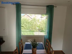 appartement avec balcon et jardin - Image 2