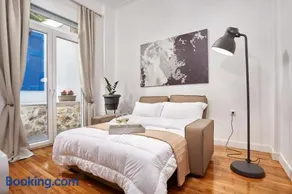 Luxury apartment central - Image 1