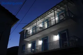 Olive Luxury Rooms - Image 4
