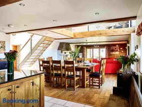 Oak Barn - Image 4