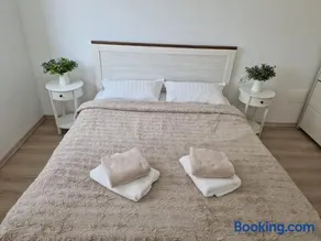 San Casa Apartment - Image 1