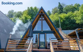 Chalet by the lake - Image 3