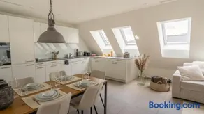 Modern apartment next to Zurich HB with roof terrace - Image 4