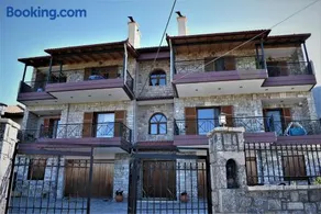 Mainades House - Image 4