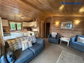 Cuckoo Lodge - Arscott Lodges - Image 2