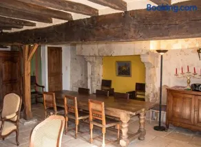 Maison spacieuse avec jardin à Morannes sur Sarthe - Image 2