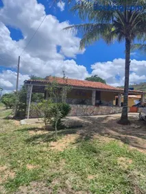 Chácara Aconchegante com Piscina e Churrasqueira Perto do Ponto Turístico de Bezerros - Image 4