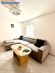 Small house apartment near the beach - Image 3