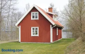 2 Bedroom Beautiful Home In Bolmsö - Image 4