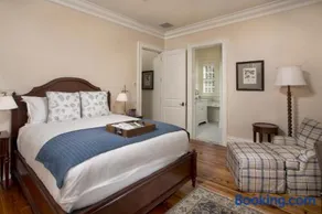 Signature Three Bedroom Lagoon Residence 1035 - Image 3