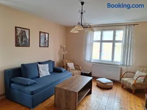 Apartment 180 - Image 1
