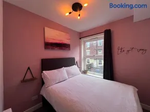 The Bluebird Rooms II - Image 5