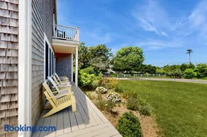 Harbor Point Cottage - Image 1