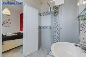 Rome Apartment with terrace Autonomous - Image 4