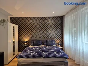 Zentroom studio apartment - Image 2