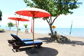 Lovina Beachhouse Villas - Image 5