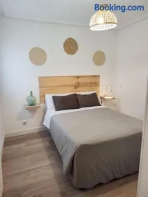 Apartamento entero con desayuno incluido y parking gratuito, a 3 km de playa con aire acondicionado - Image 4