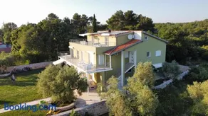 Apartments Nogic - Image 1