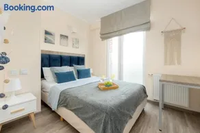 Elegancki Apartament Sun Seasons 24 Blisko Plaży z Parkingiem by Noclegi Renters - Image 4