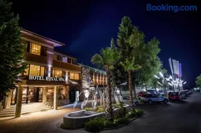 Royal Spa Hotel - Image 2