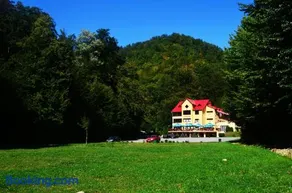 Pensiunea Magura - Image 2