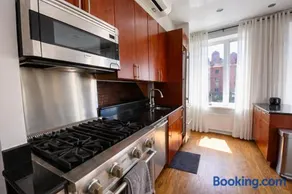 Gorgeous Three Bedroom West Village Townhouse - Image 5