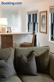 Storytellers at Isay Luxe Skye Coastal Stay - Image 2