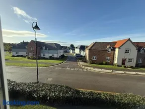 Apartment Ivy - Part of the The Bay Filey Holiday Village with pool, gym and direct beach access, pub, restaurant, tennis and meadows walks - Image 3