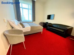 Marot - Image 3