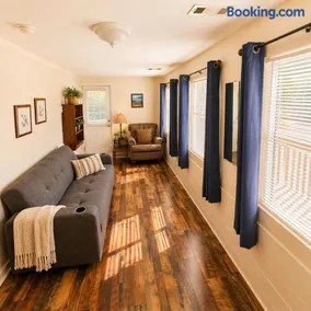Buccaneer Bay Bungalow #6 - Image 3