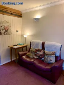 Minty Cottage - Image 2