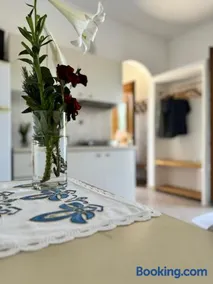 Limnes Seaside Studio - Image 2