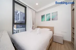 Laguna BangTao Beach Skypark Apartment - Image 4