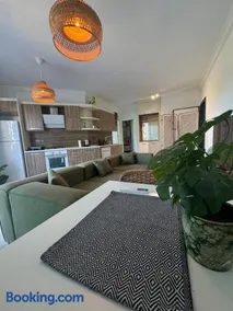 Kıbrıs Girnede 1 yatak odalı Süper lüks havuzlu daire - Image 5